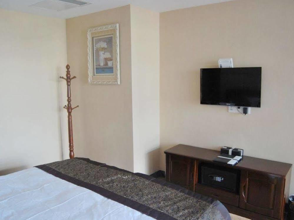 Mo'Er Holiday Hotel Nantong Exterior foto